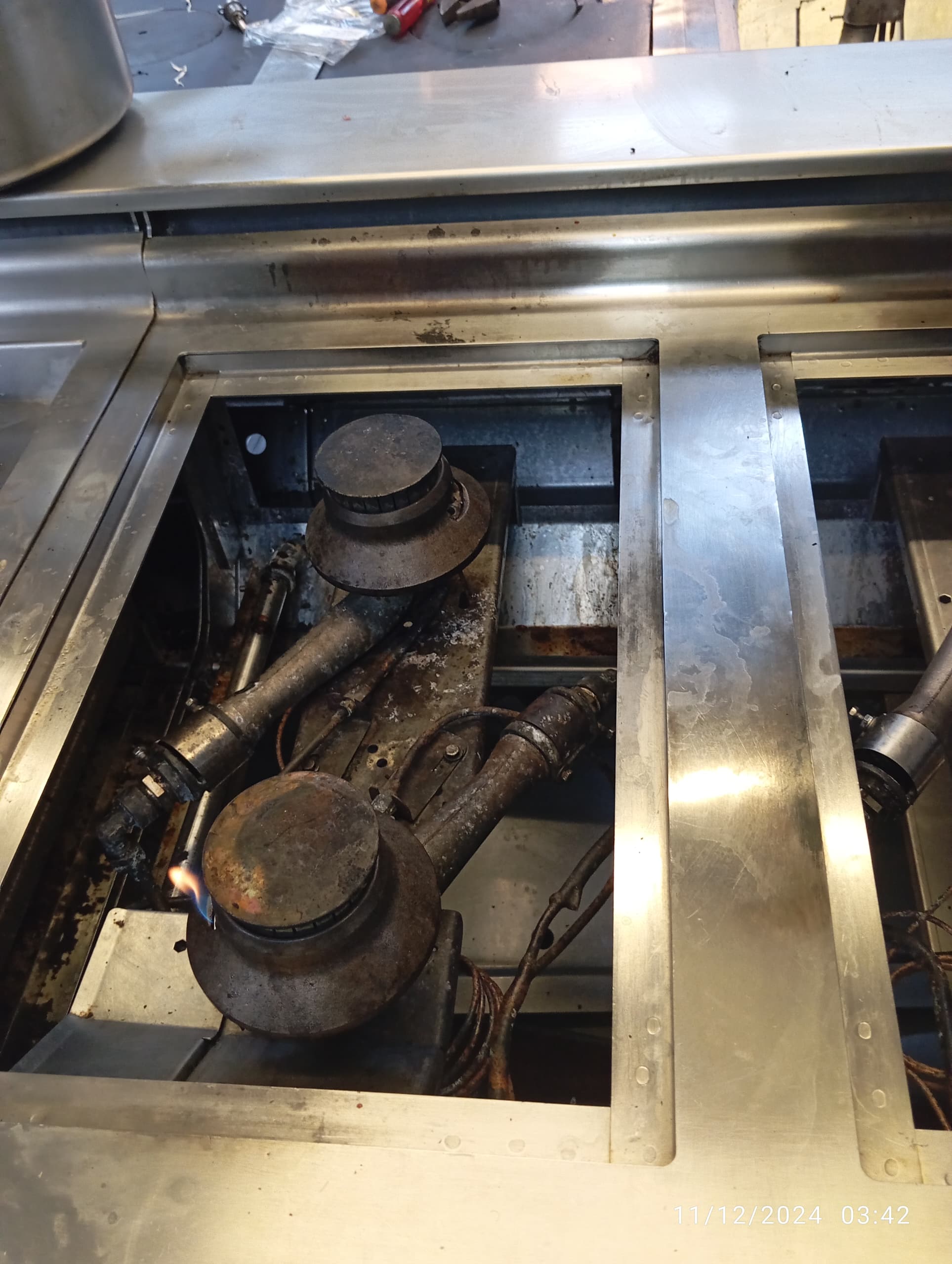 Kitchen oven repair